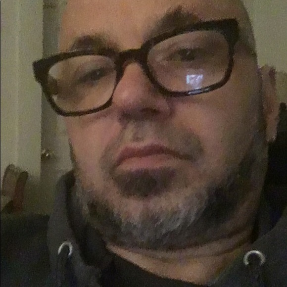 Meet your Posher, Gregory - Picture 1 of 1